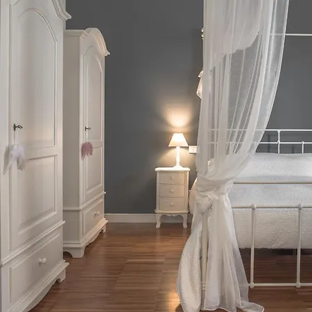 Vatican Angels Apartment *